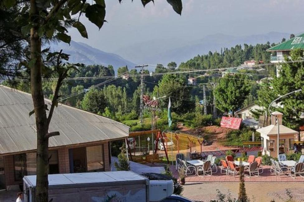 Chinar Family Resort ภูร์บัน ภายนอก รูปภาพ