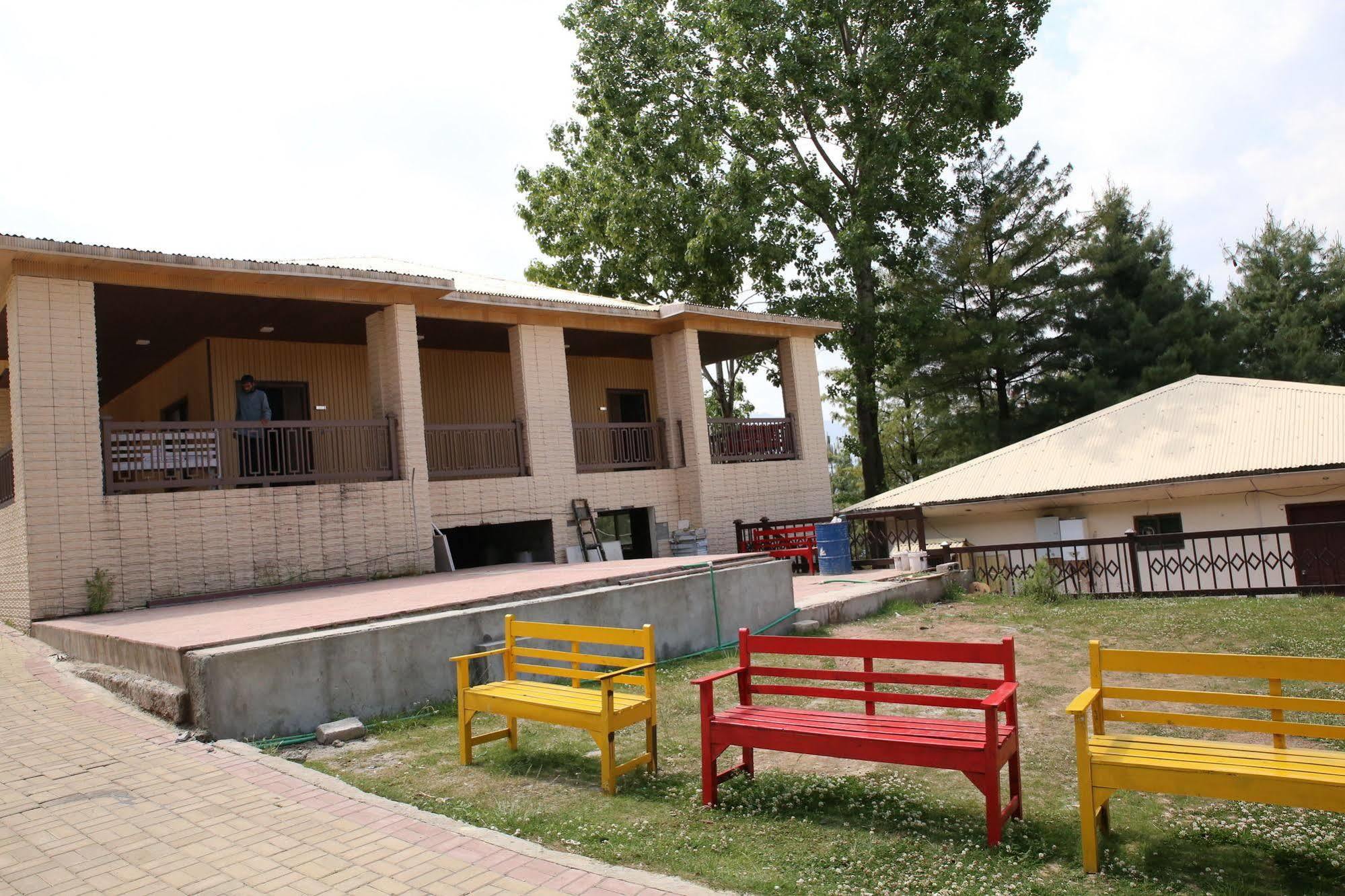 Chinar Family Resort ภูร์บัน ภายนอก รูปภาพ